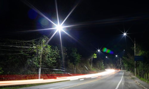 Volta Redonda se aproxima de 15 mil pontos de luzes de LED